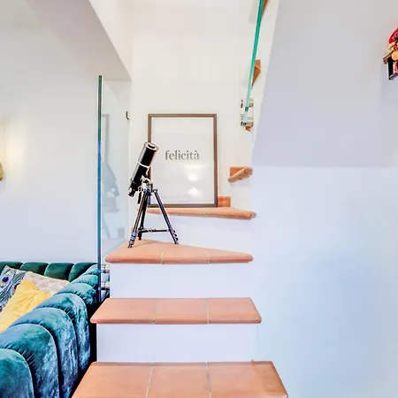 2 Bedroom Beautiful Home In Camaiore